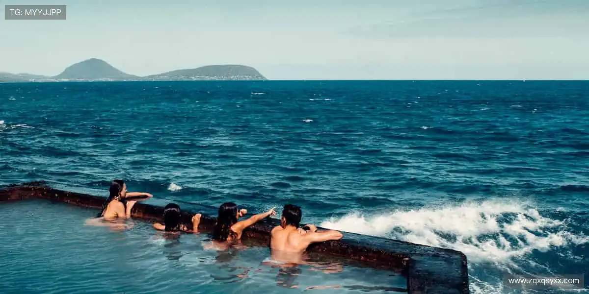 热爱不止，周边好物陪你征战四方！🎁🔥